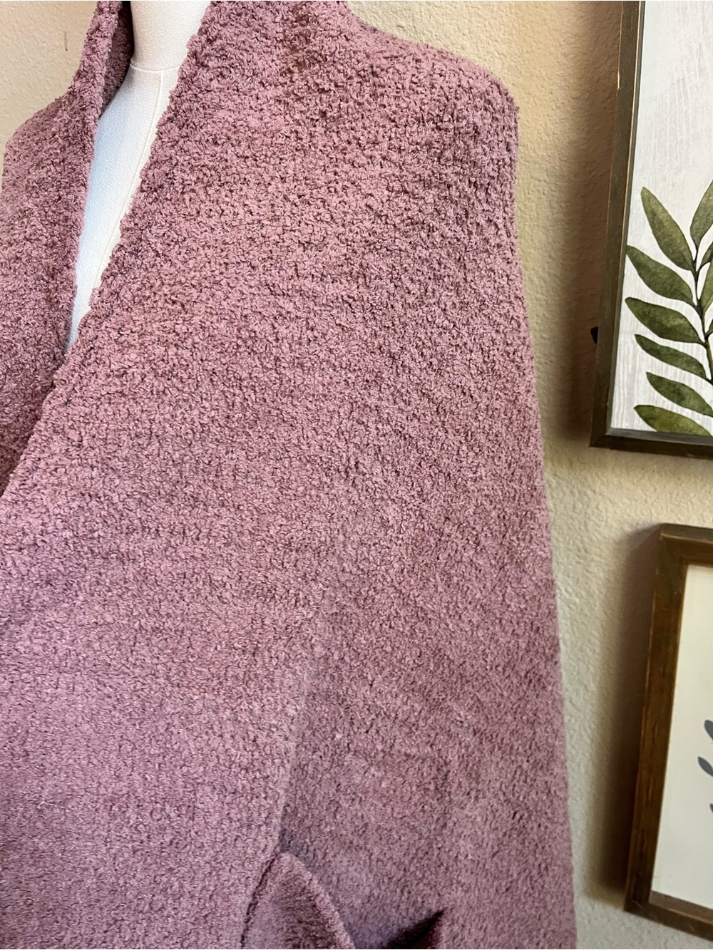 Sunday Citizen Plush Scarf Wrap Dusty Mauve Plum NWT - Picture 4 of 10